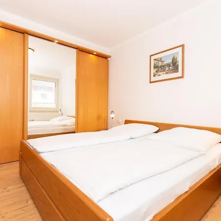 Strandnixe 301 *